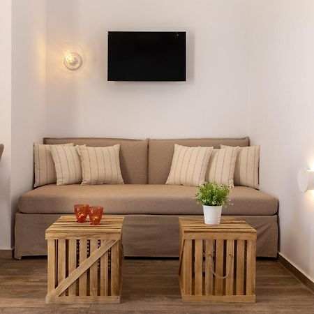 To Rantevou Tis Alykis Rooms & Apartments Kímolosz Kültér fotó
