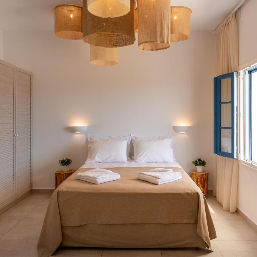 To Rantevou Tis Alykis Rooms & Apartments Kímolosz Kültér fotó