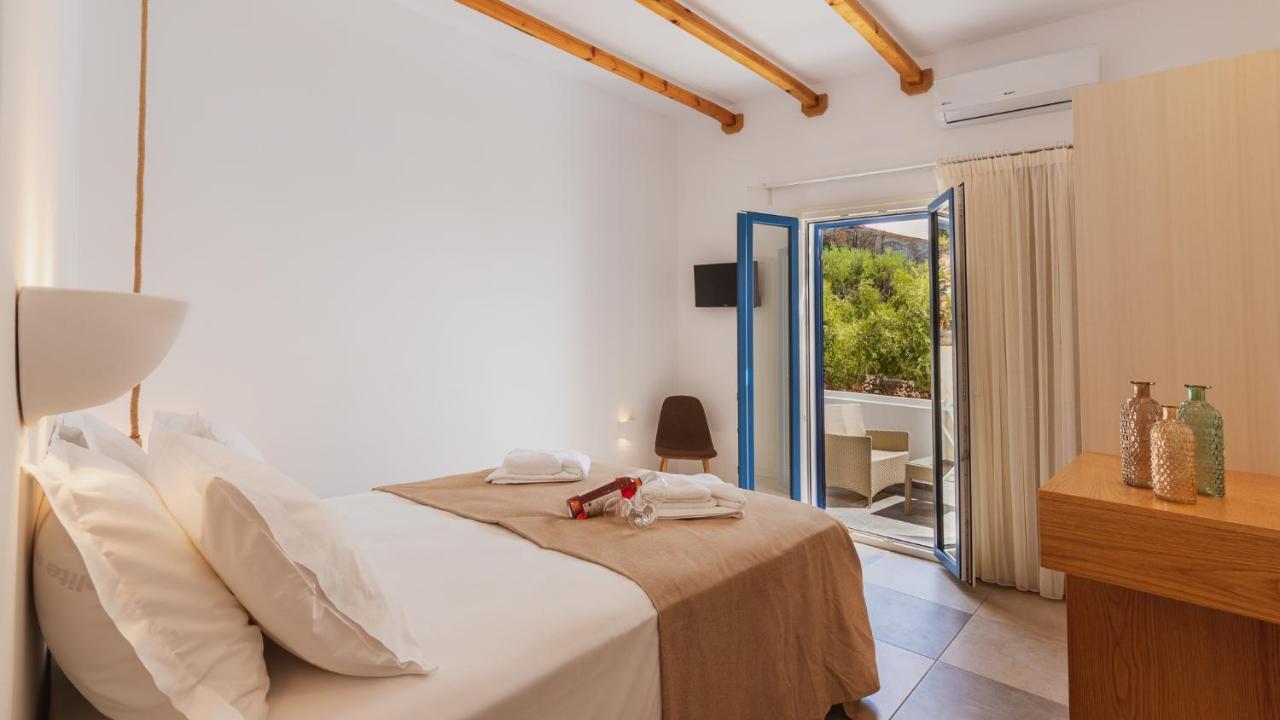 To Rantevou Tis Alykis Rooms & Apartments Kímolosz Kültér fotó