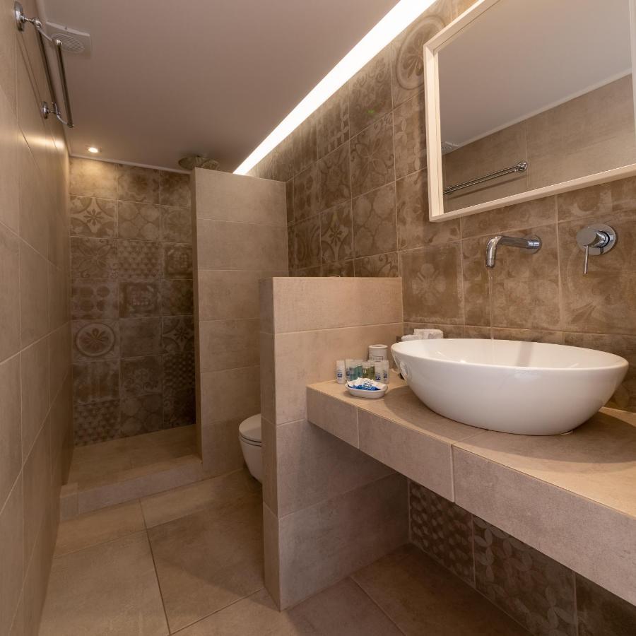 To Rantevou Tis Alykis Rooms & Apartments Kímolosz Kültér fotó